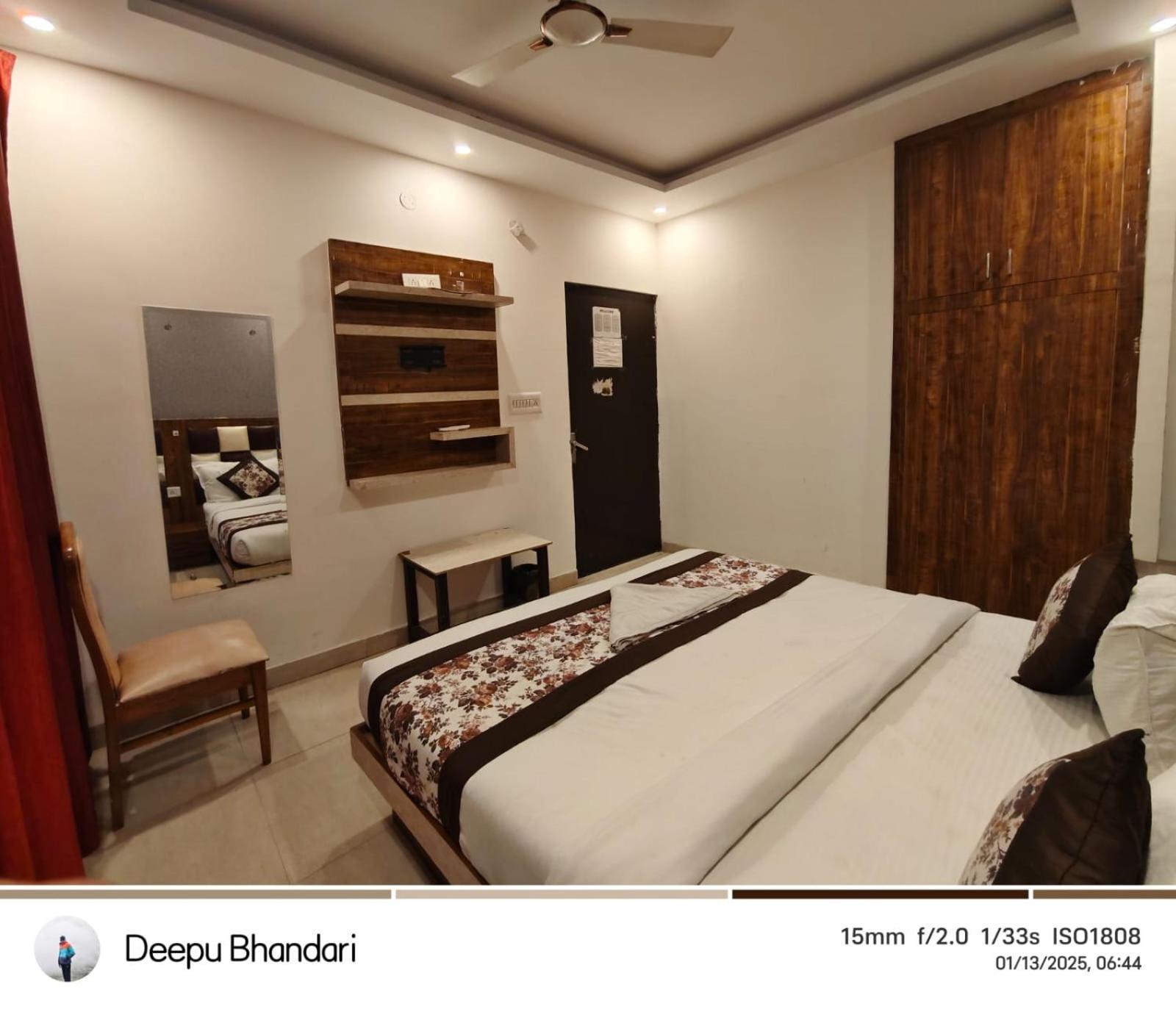 Hotel Infinity International Near Igi Airport Nové Dillí Exteriér fotografie