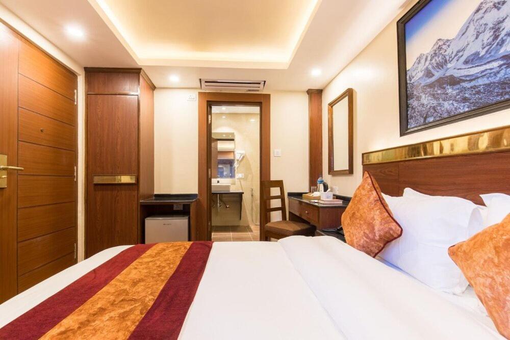 Hotel Infinity International Near Igi Airport Nové Dillí Exteriér fotografie